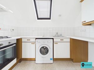 Kitchen - click for photo gallery